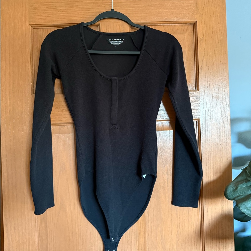 Good American Black Long Sleeve Bodysuit with Scoop Neck